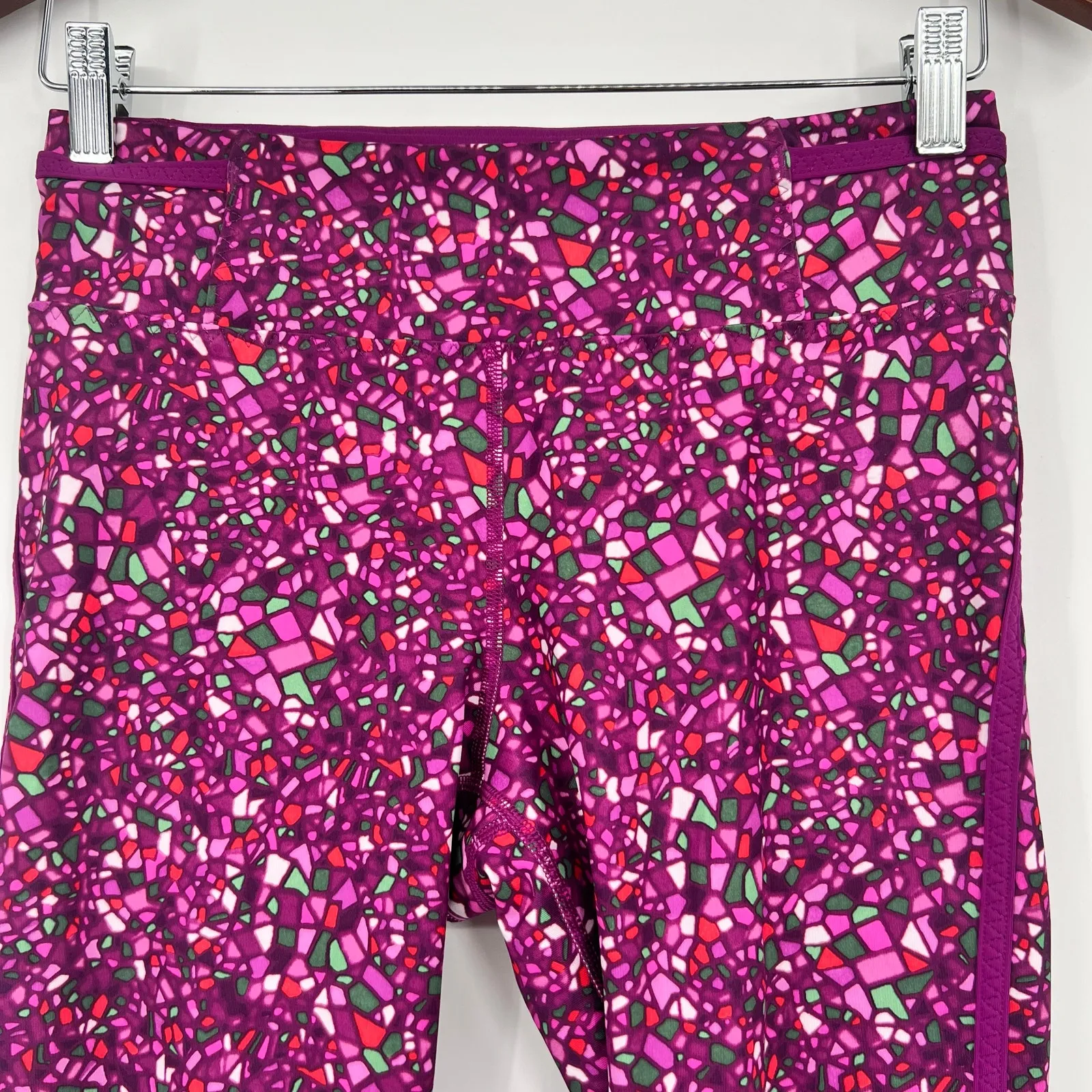 Lululemon Real Quick Crop Paradise Camo Multi Regal Plum Capri Leggings gym 6 - Image 6