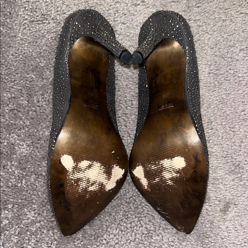 Elle Women's Gray Studded Heels - Image 3