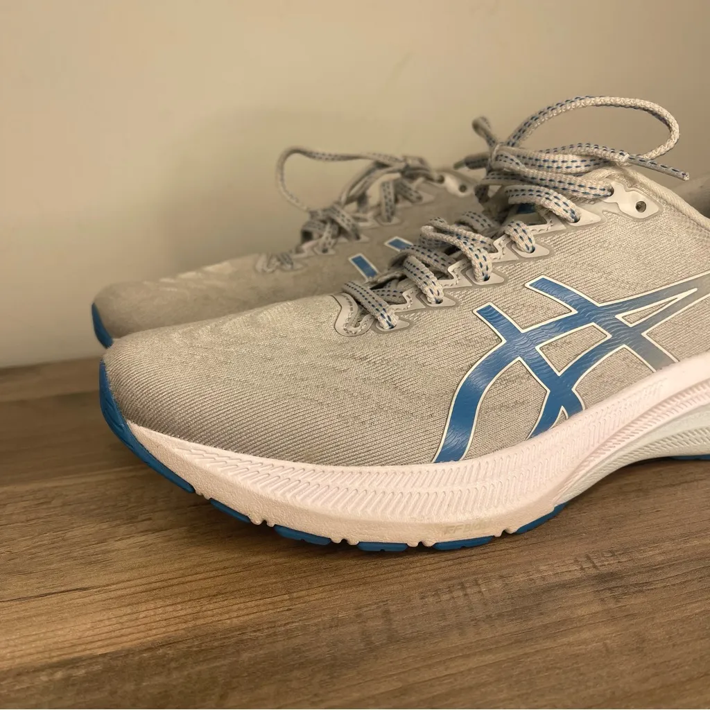 ASICS GT-2000 11 Grey Running Shoes (8) - Image 4