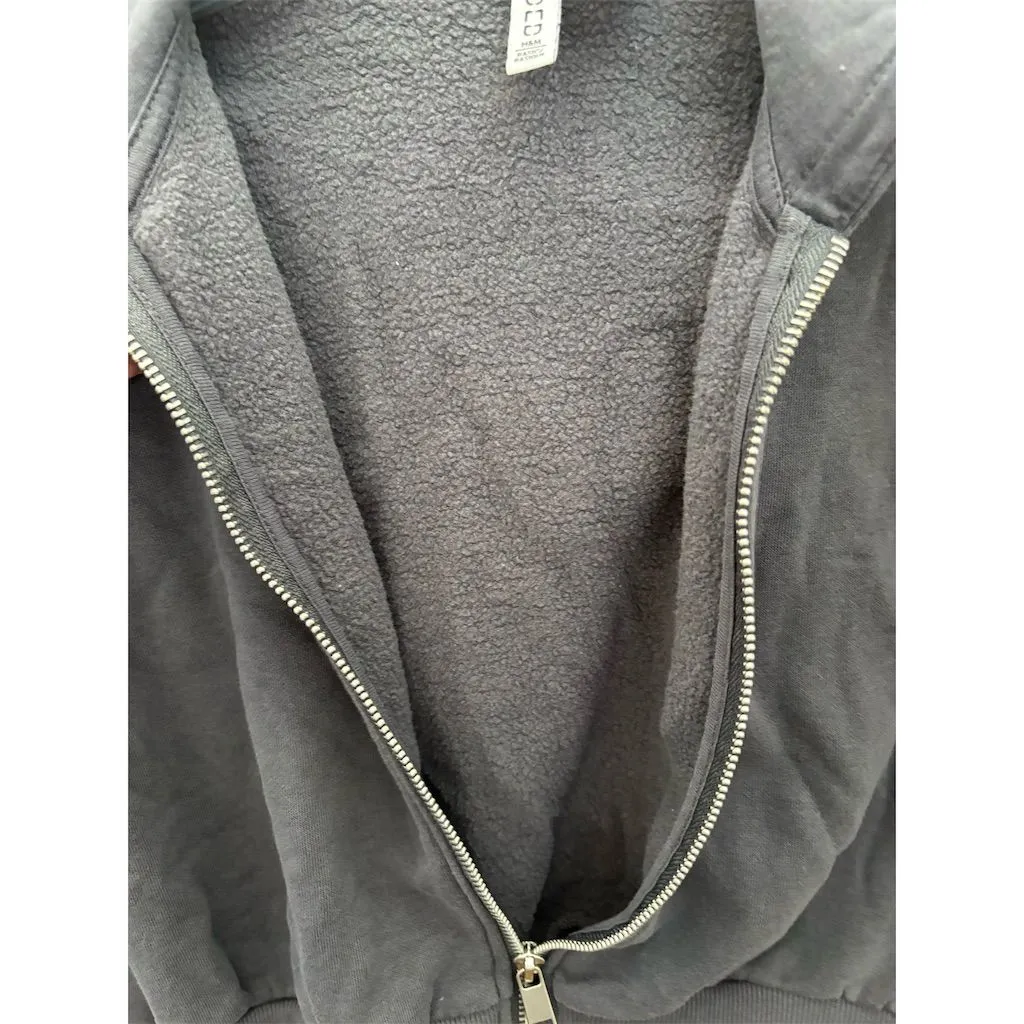 Divided Women's XS Cropped Zip-Up Hoodie Dark Gray Casual‎ - Image 3