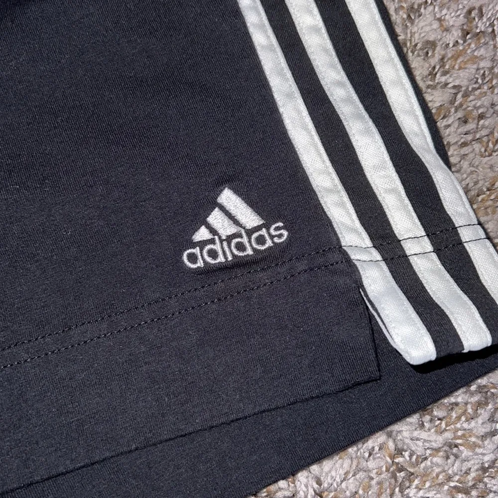 adidas drawstring shorts - Image 2