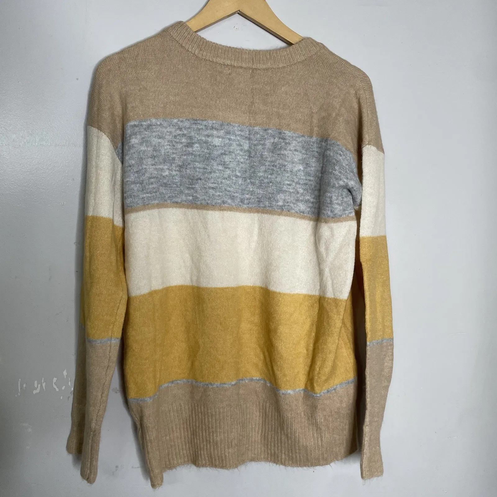 Hem & Thread  Women's Soft Lightweight Colorblock Striped Sweater L - Image 3