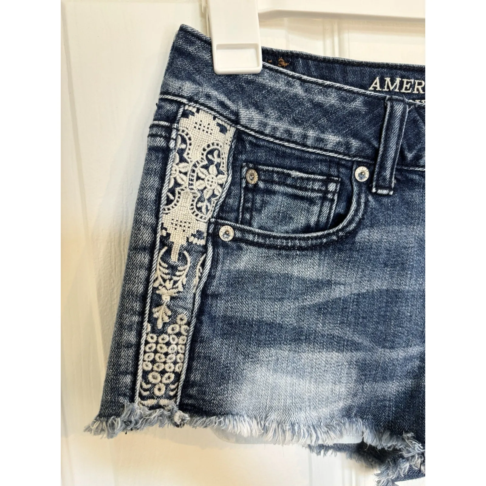 American Eagle Shortie Shorts Size 4 Crochet Festival Vacation Summer Fairycore - Image 3