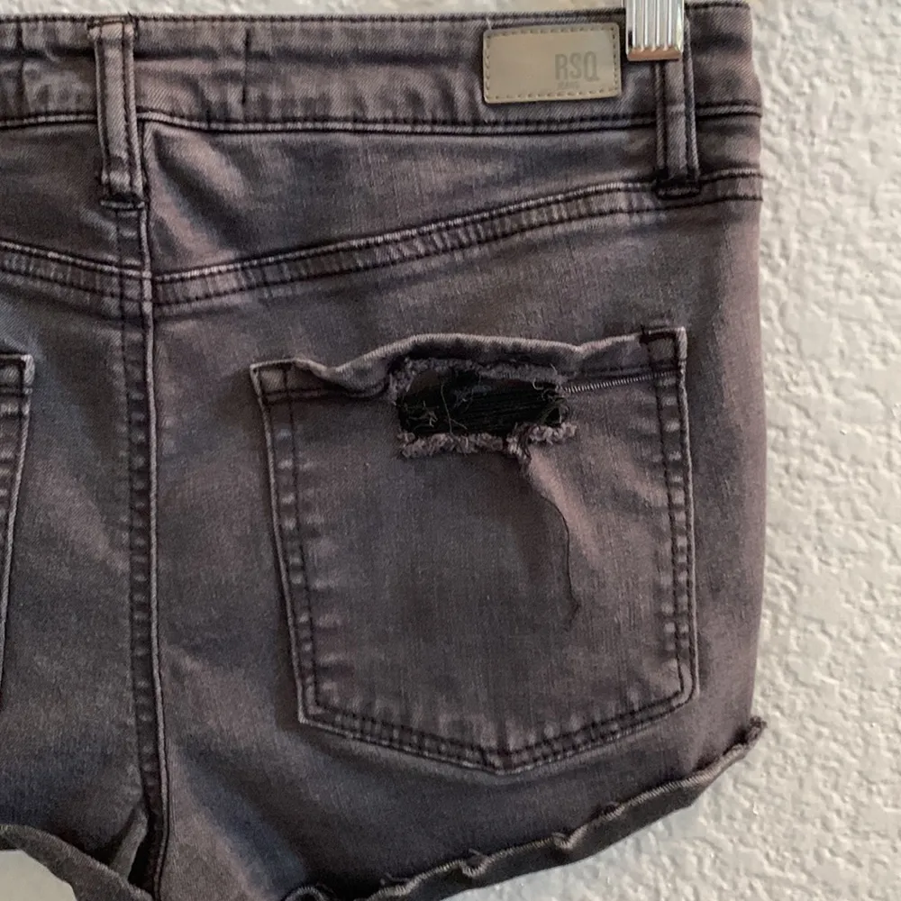 RSQ Distressed Black Denim Shorts - Image 4