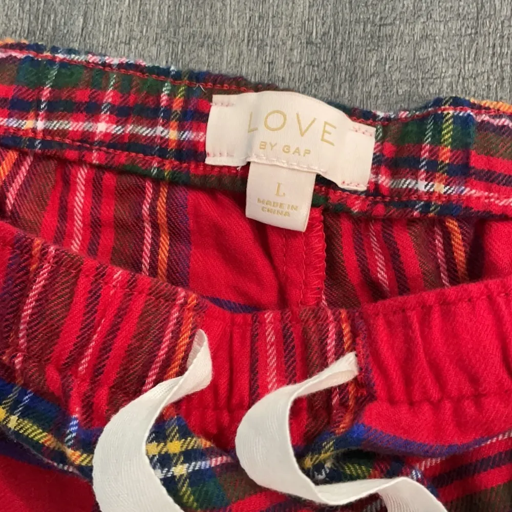 Love by Gap red plaid pajama set size large NEW - Image 7