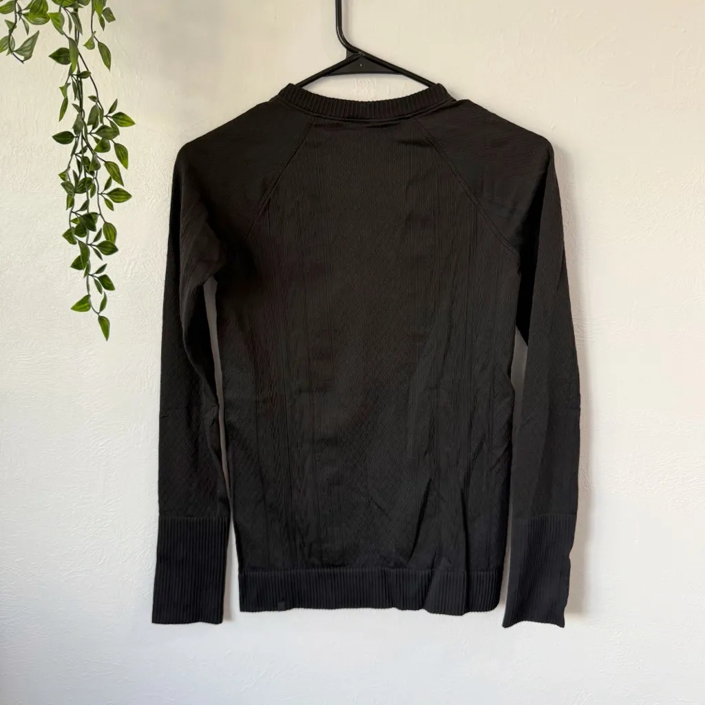 Lululemon Rest Less Long Sleeve Shirt Sz 2 - Image 3