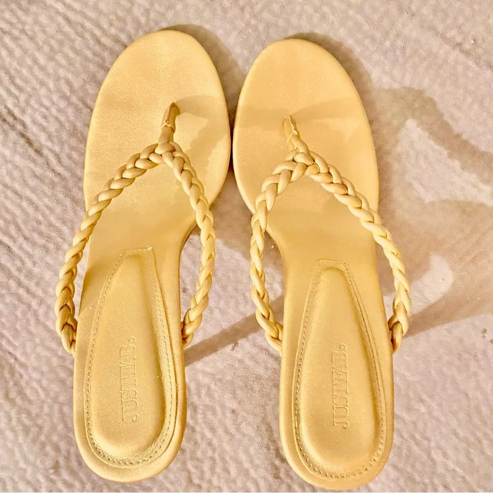 Robynne Gold Braided Mule Sandals / Size:10 - Image 4