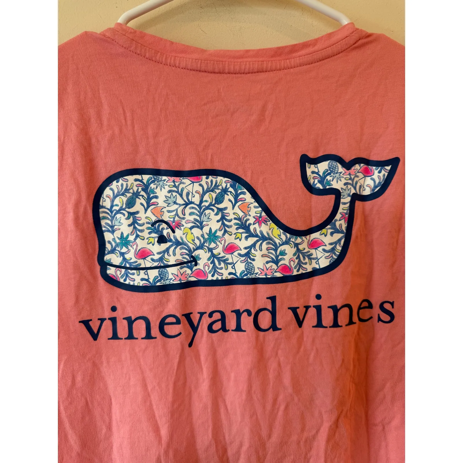 Vineyard Vines T-Shirt Womens Small Coral Pink Whale Graphic Pocket 100% Cotton - Image 5