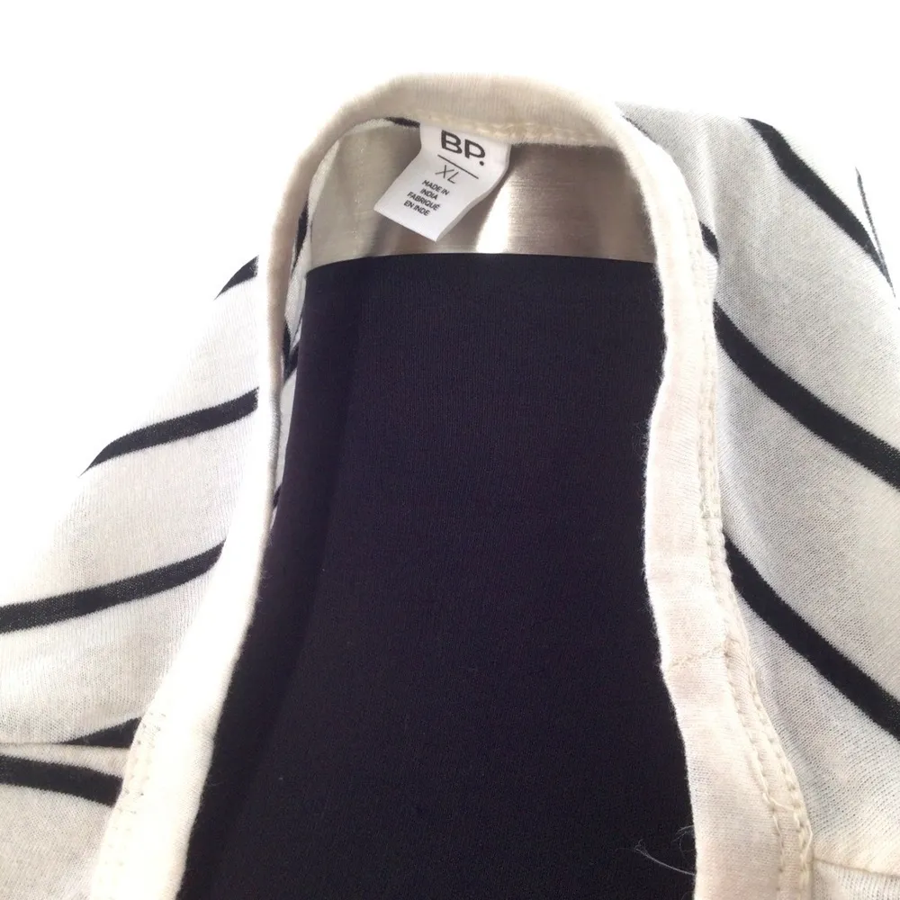 BP. cream and Black Stripe Long Sleeve Pocket Tee Shirt Nwt - Image 7