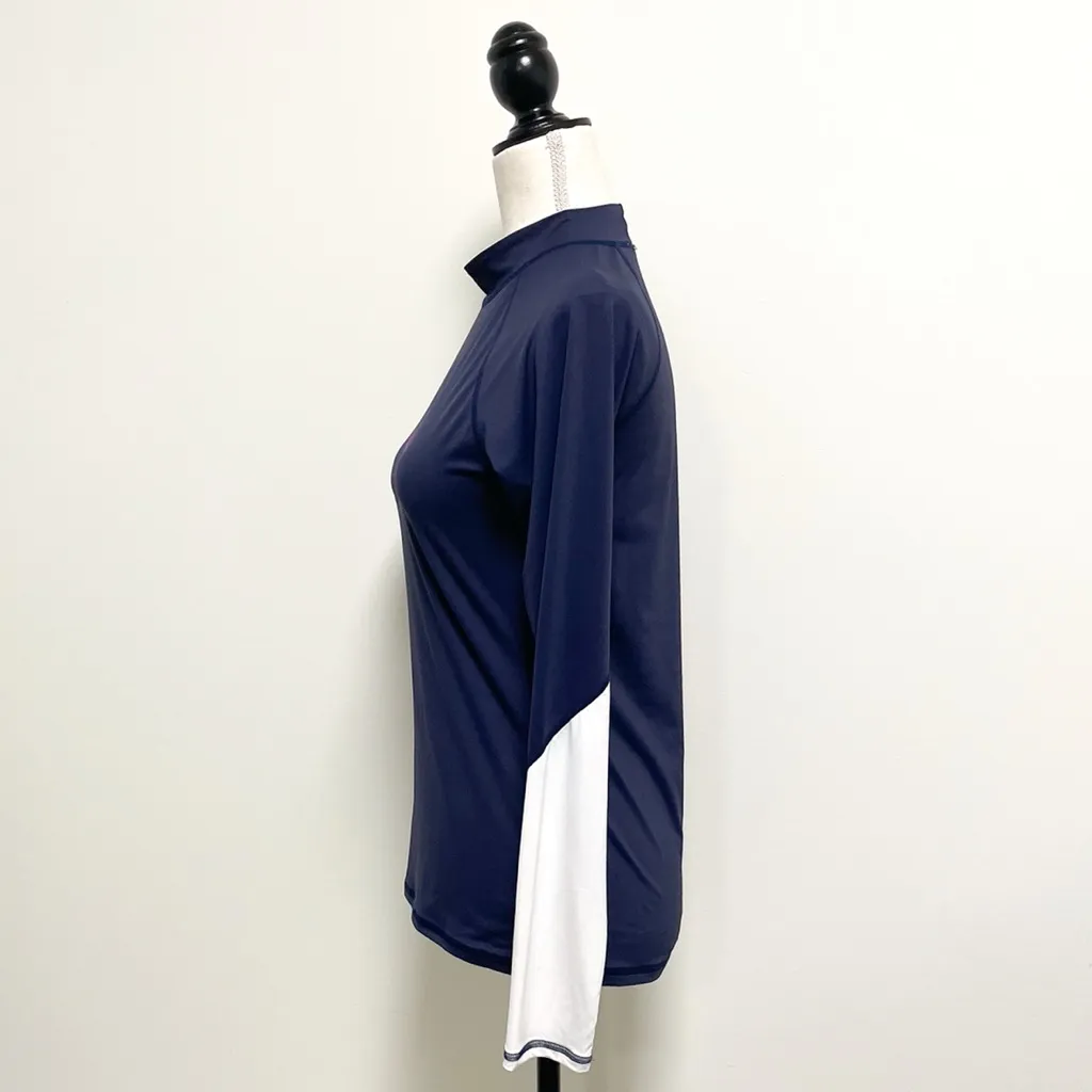 Carve Designs Mock Neck Chevron Logo Rash Guard - Image 4