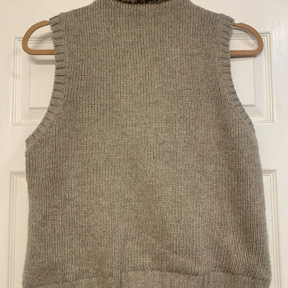 FUDA Brown & Tan Faux Fur & Knit Women’s XL Front Zipper Vest. 1582 - Image 5