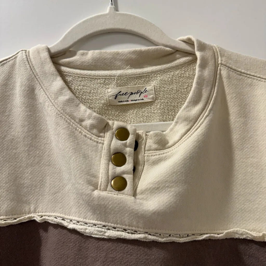 NWOT Free people strawberry sweatshirt - Image 3