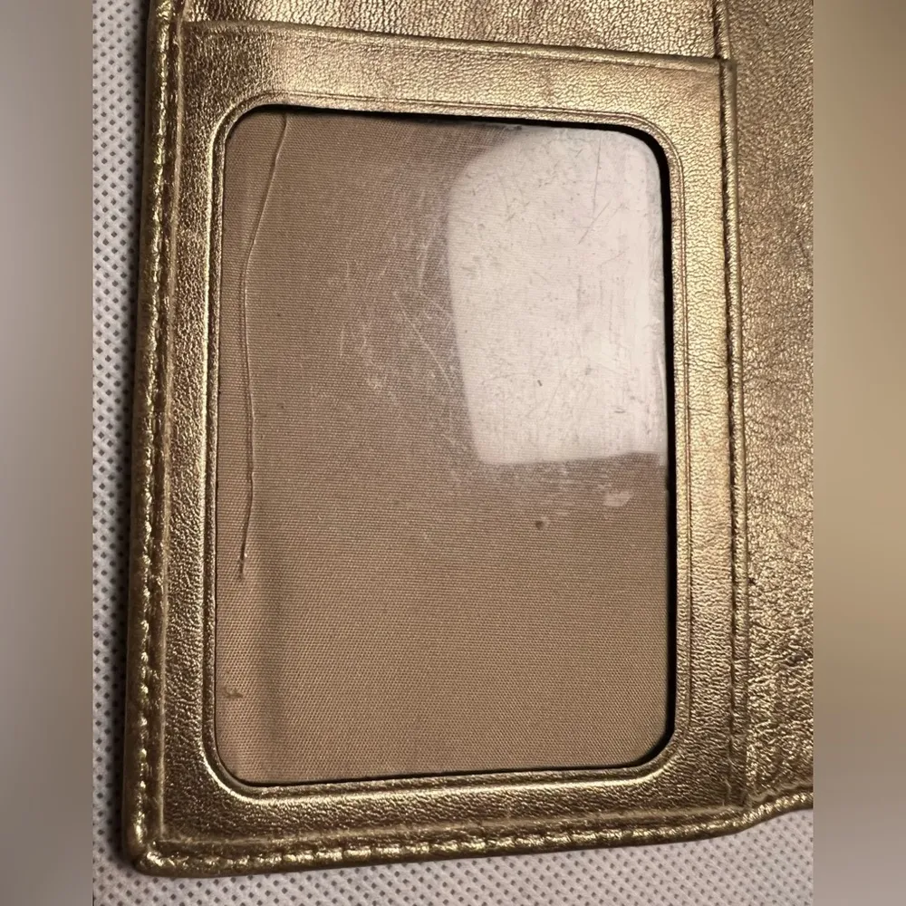 New York | Signature C billfold. - Image 6