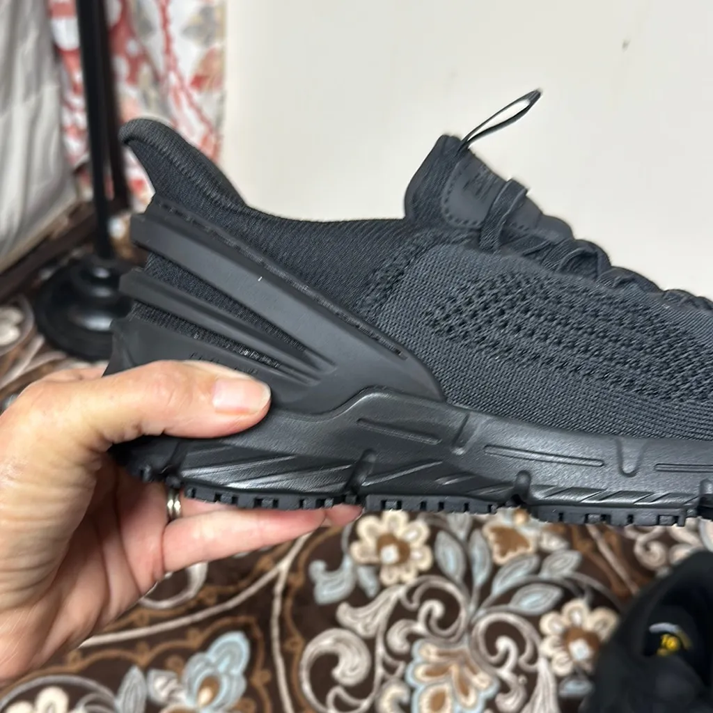 Tredsafe Sleek Black Athletic Shoes with Breathable Mesh Upper anti slip unisex Size 10 - Image 4