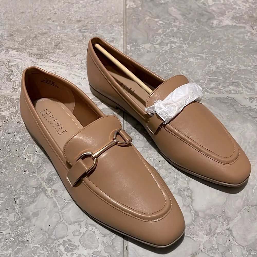 Journee Collection Mizza Slip-On Loafers in Tan, Size 12 NEW in Box - Image 6