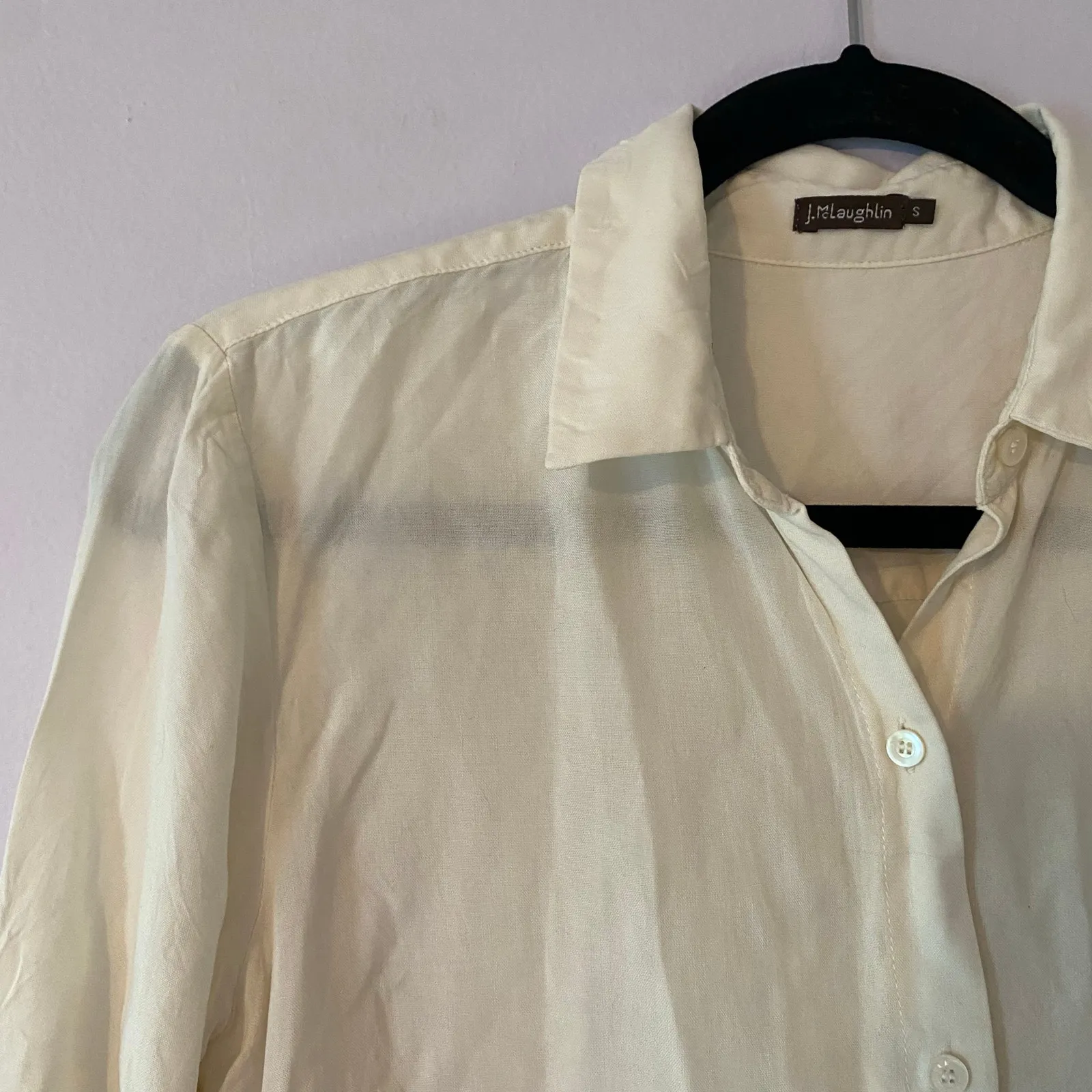 J. McLaughlin Cream Button Down Shirt 100% Silk Minimalist Women's size Small - Image 3