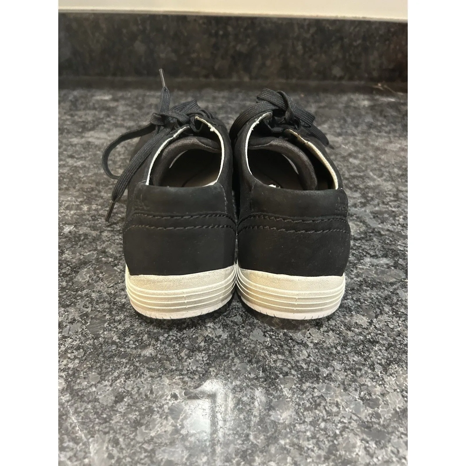 Dansko Leela Waterproof Nubuck Sneaker Women 9 / 40 Black Lace Up Comfort Shoe - Image 7