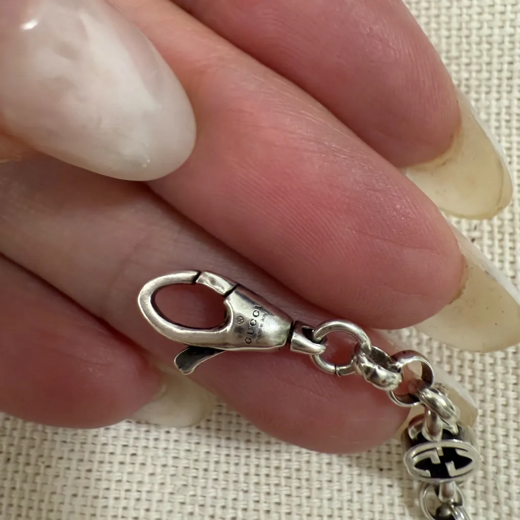 NWOT GUCCI Sterling Silver Black Mother of Pearl Heart Bracelet 17cm/6.7” - Image 6