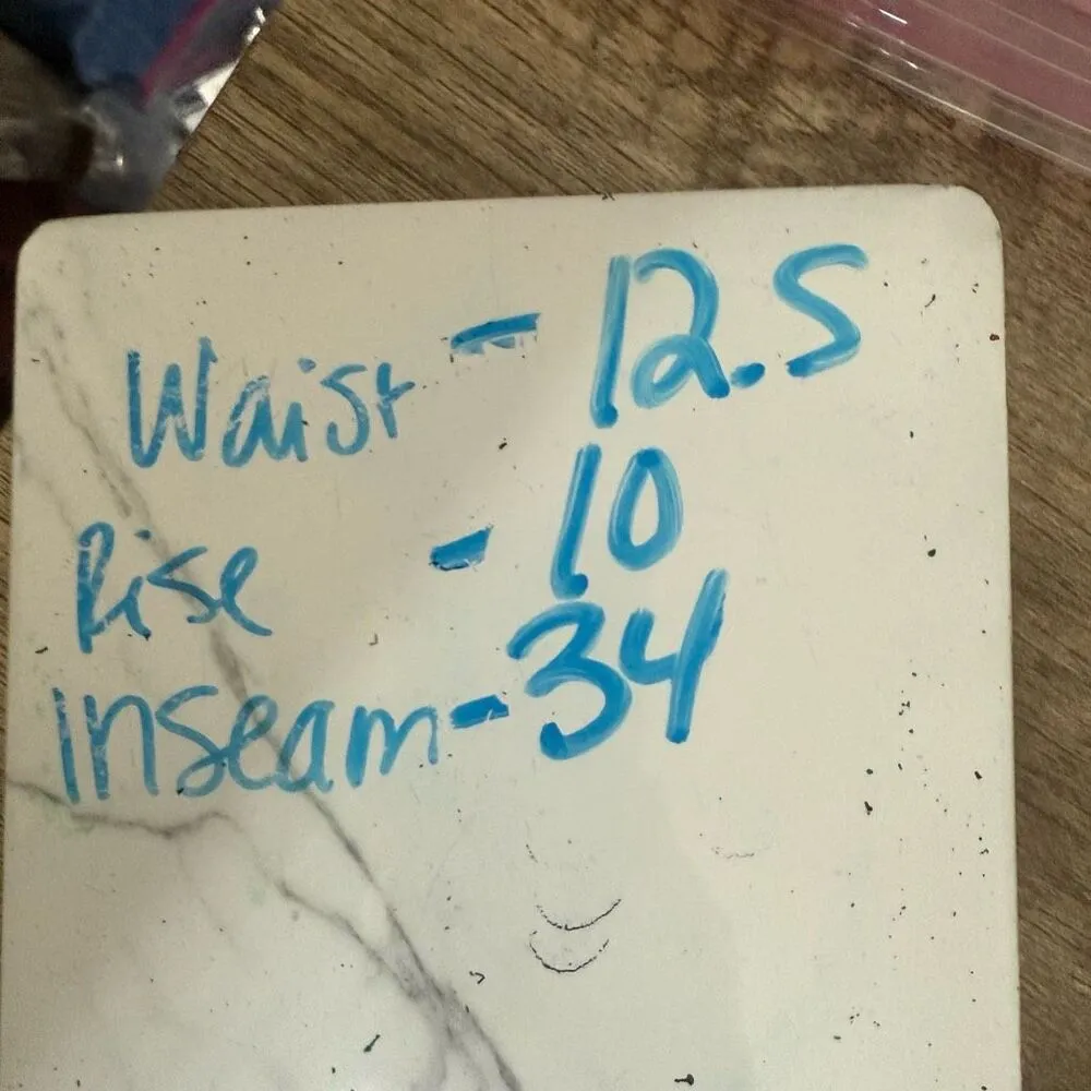 Good American Women’s 2 Black Stretchy Flare Pull on Pants - Image 6