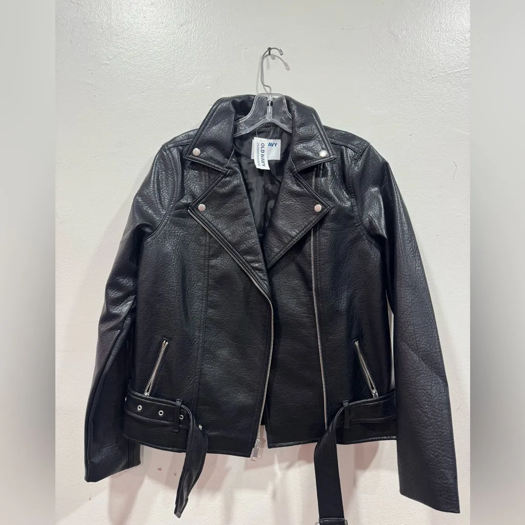 Old Navy Women's Classic Black Leather Jacket - Image 5