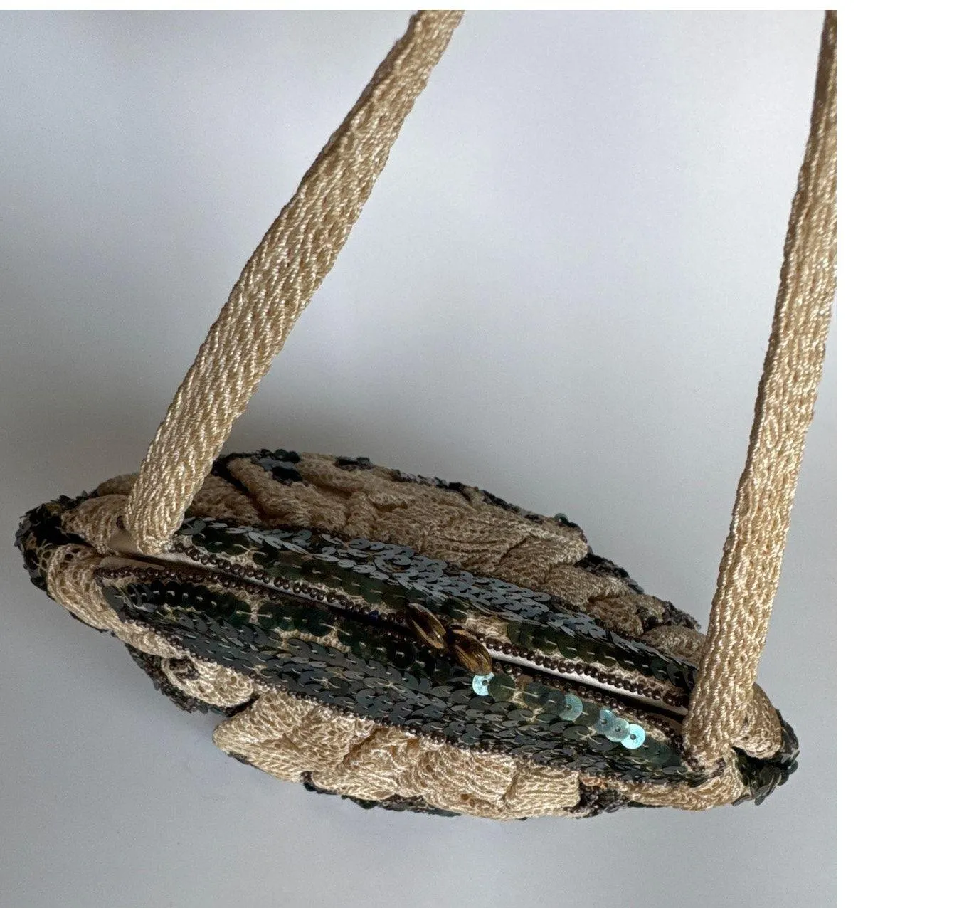 Vtg flapper style Made In Belgium crocheted sequin beaded kiss clasp formal bag Green - Image 8