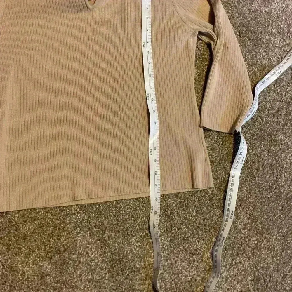 Uniform John Paul Richard tan silk blend sweater - Image 5