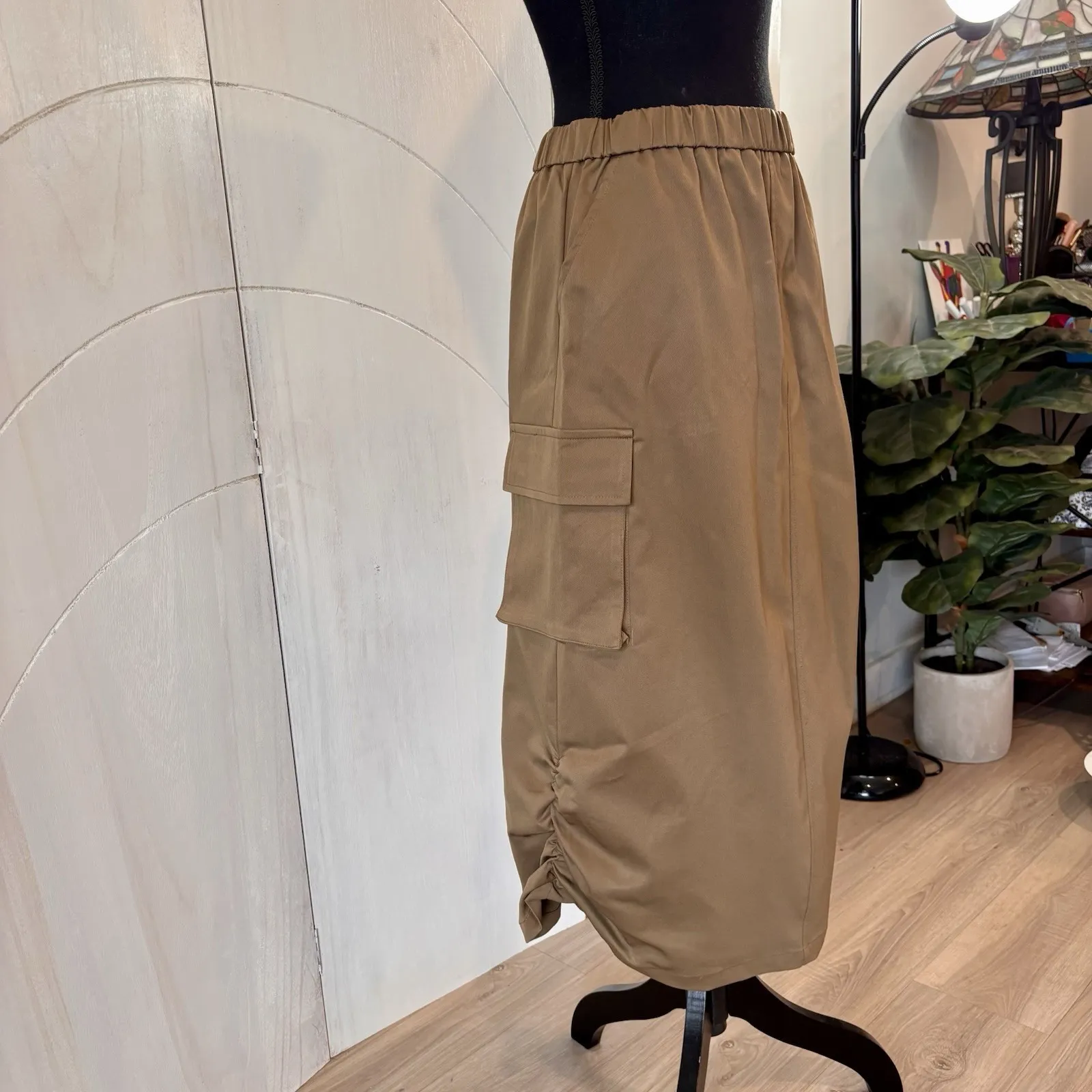 New FARORO Y2K Size Large Brown Cargo Balloon Skirt Elastic Waist Ruched Hem - Image 6