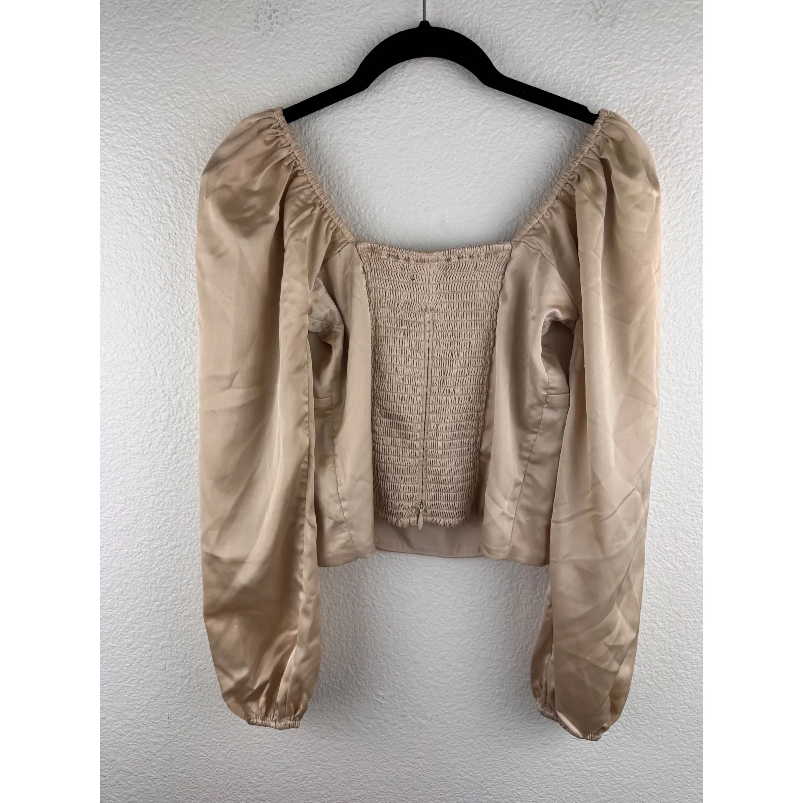 NWT Abercrombie & Fitch Puff Sleeve Satin Corset‎ Blouse Beige Champagne  Size M - Image 4