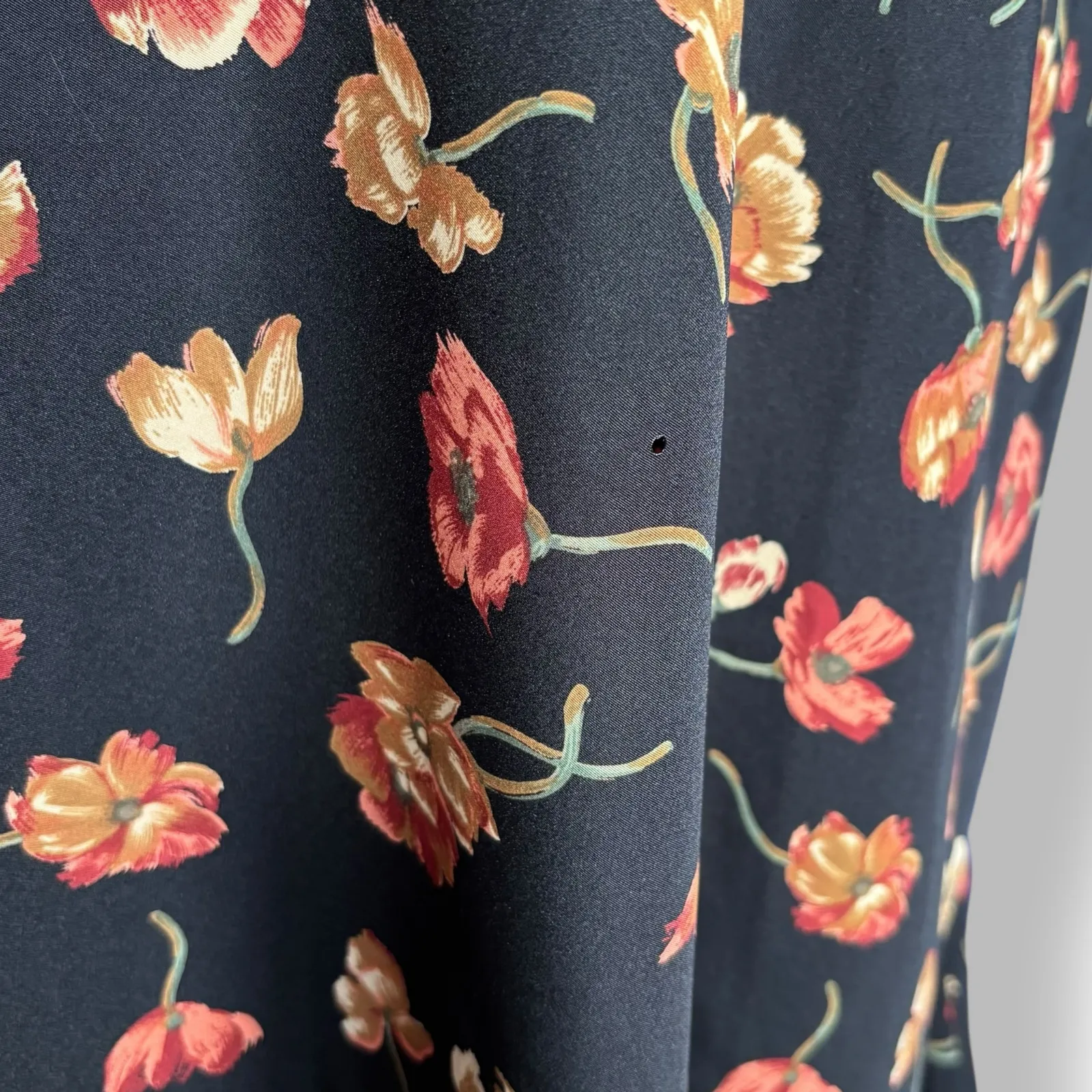 Vintage 90s Halston Black Red Dark Floral Maxi Skirt Side Button Size 12 Fall - Image 4