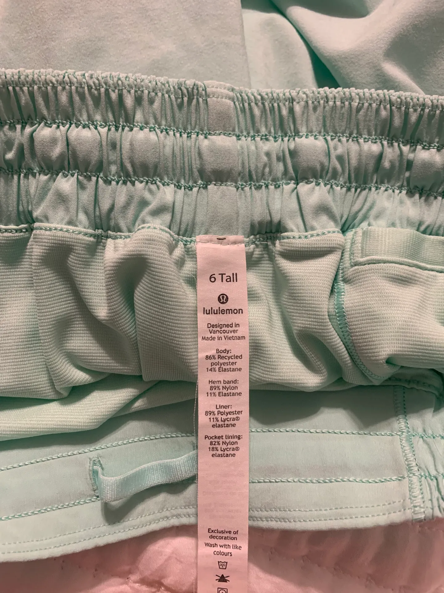 Lululemon Hottie Hot Shorts - Image 4