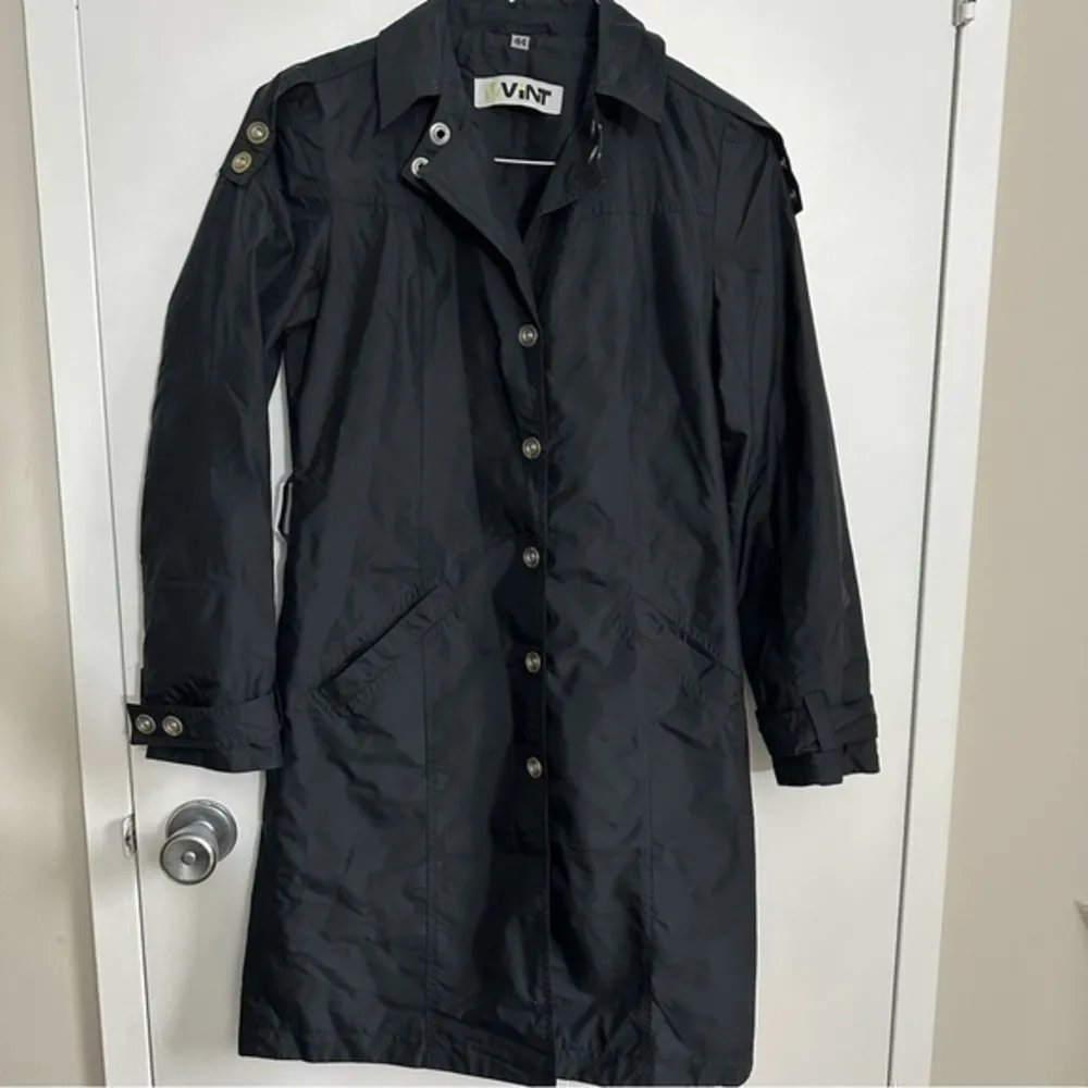 Women’s black trench coat Size xsmall - Image 3