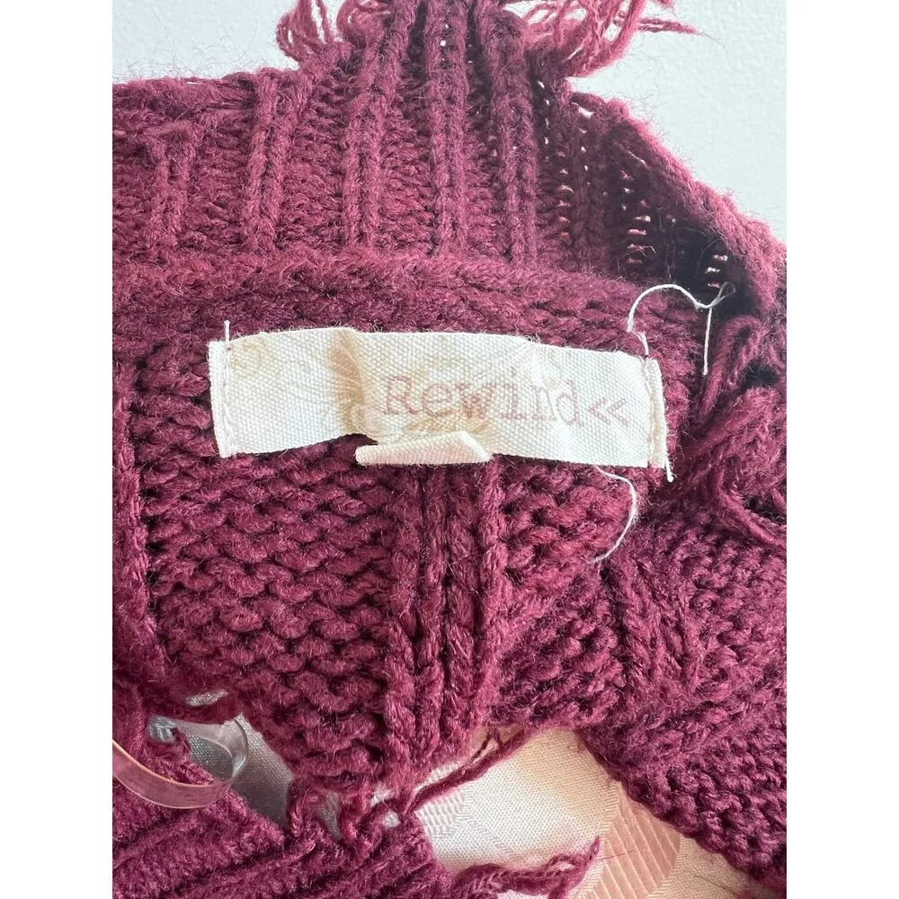 Rewind Cable Knit Fringe V-Neck Sweater Medium - Image 6