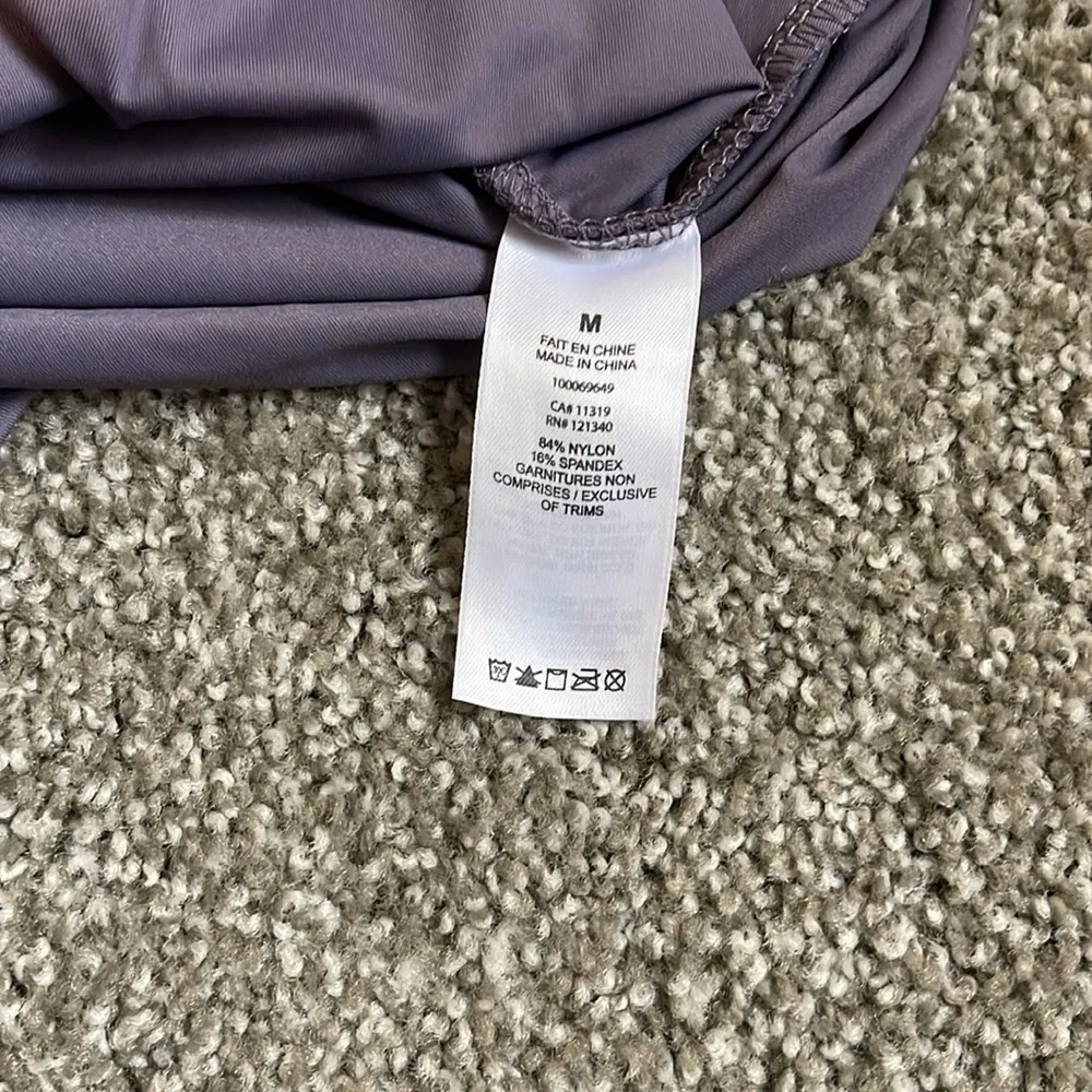 Purple fitting top - Image 4