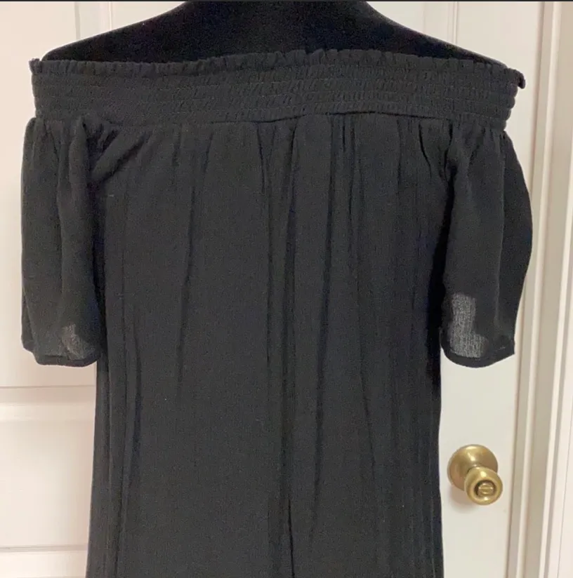 Speechless over the shoulder shortsleeved dress M - Image 7