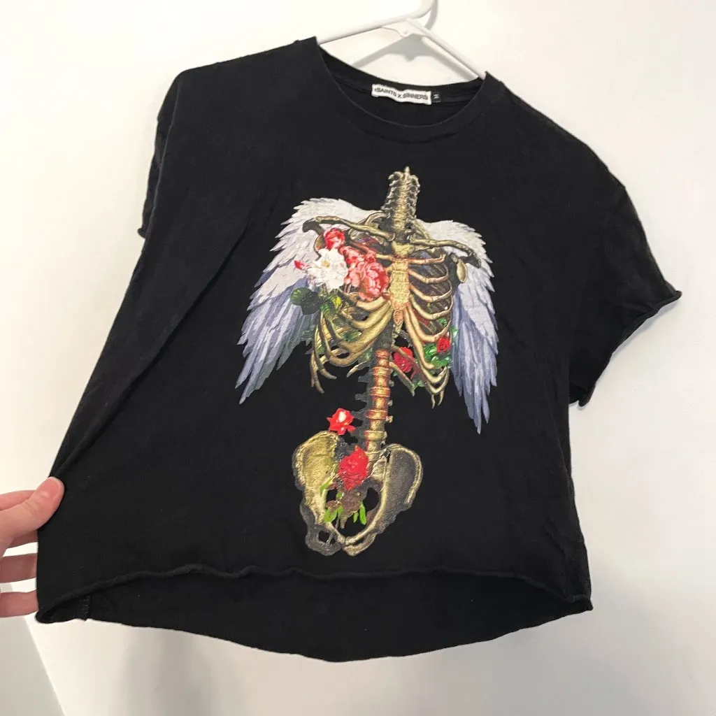 SAINTS X SINNERS Black Ribcage Skeleton Angel Roses Raw Hem Crop Top Graphic Tee Size M - Image 9