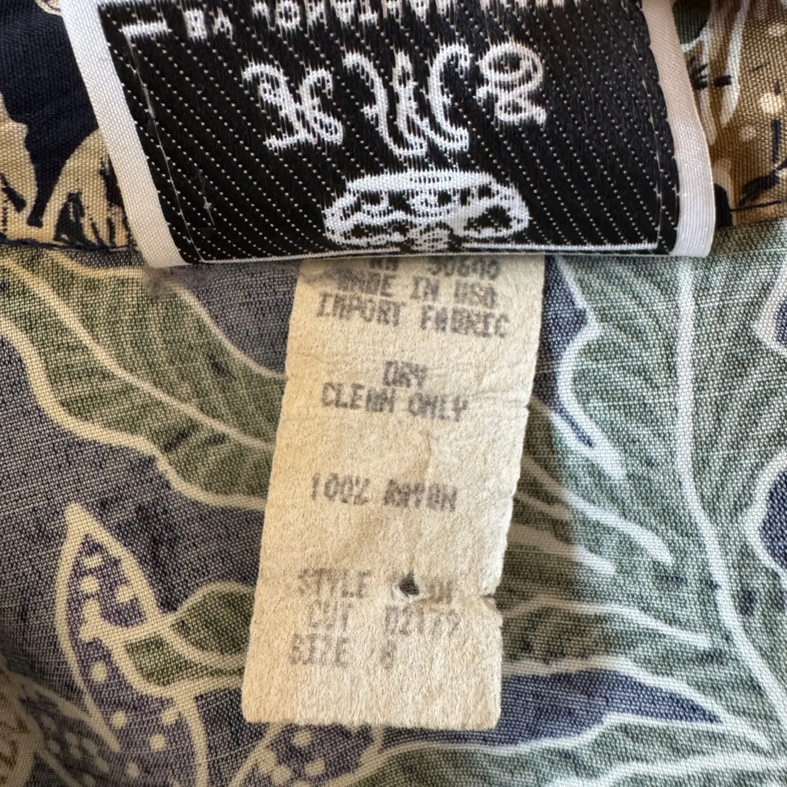 Vintage ‘90s HMS by Jonathan Martin Navy Floral Print Lightweight Cropped Blazer - Image 8