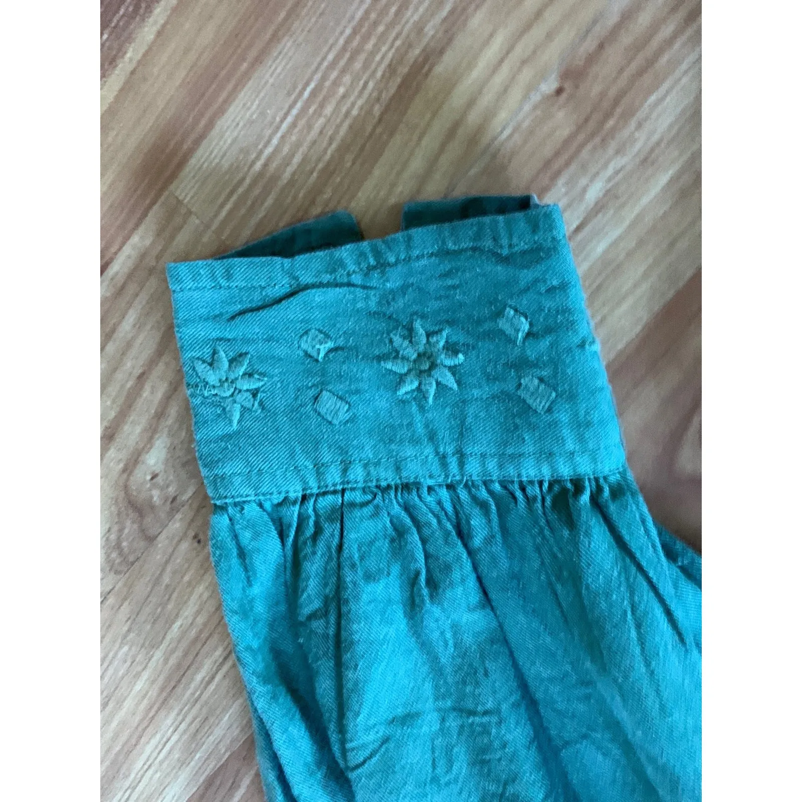 Solitaire Green‎ Blouse - Image 3