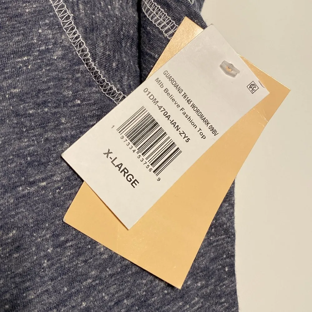 MLB Cleveland Guardians T-shirt women’s short sleeve Cropped XL - Image 2