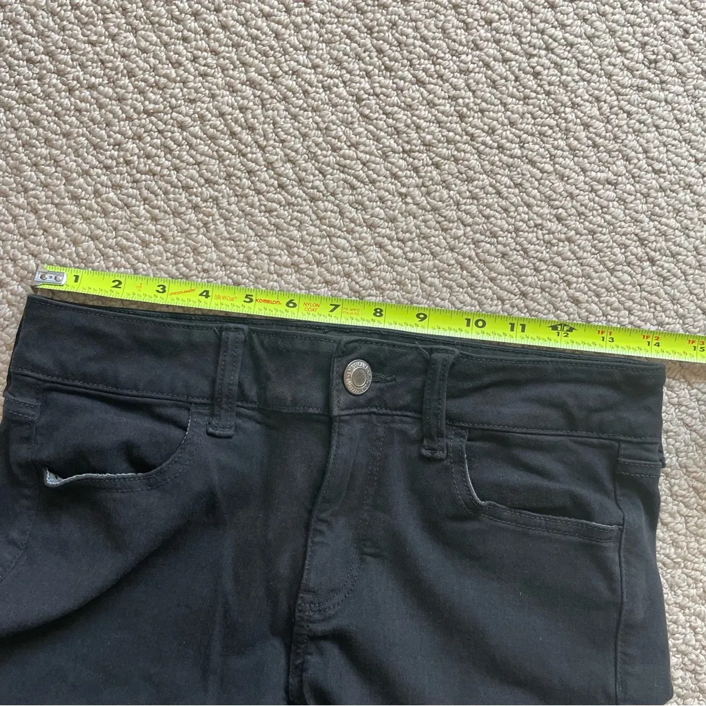 American Eagle Black Denim Ripped Knee Jegging Skinny Mid Rise Jean 4 - Image 4