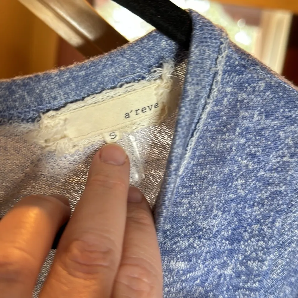 A’reve Anthropologie blue sweatshirt tunic w/ lace cream Size Small - Image 3