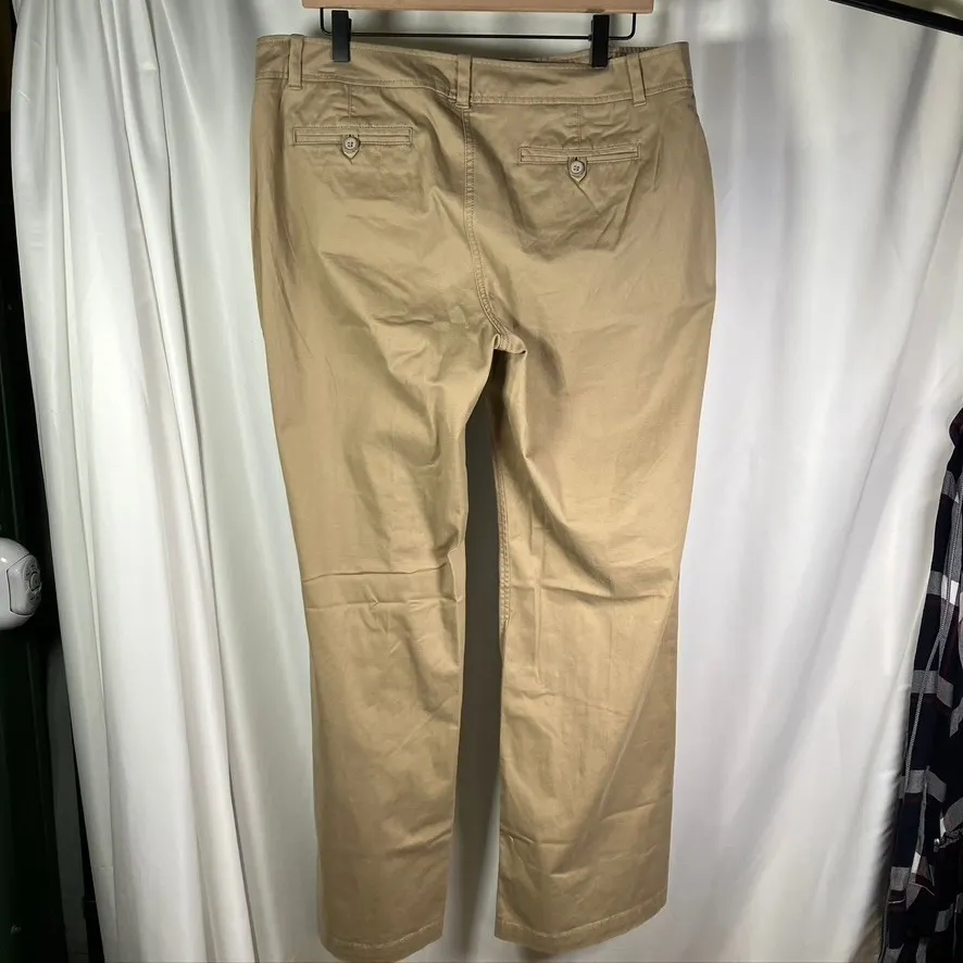 New York & Company Manhattan‎ Chino Straight Leg Khaki Pants Size 12 Average New Tan - Image 11