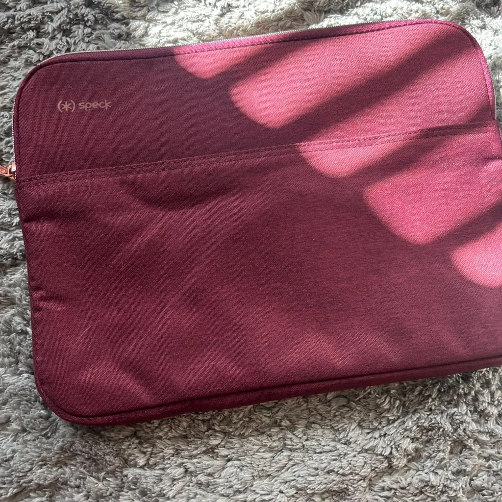 Speck  laptop case - Image 3
