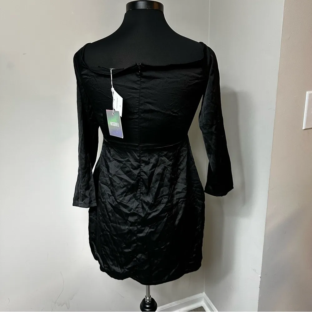 NWT Missguided Silky Bardot Shift Black Dress in Size 10 - Image 4