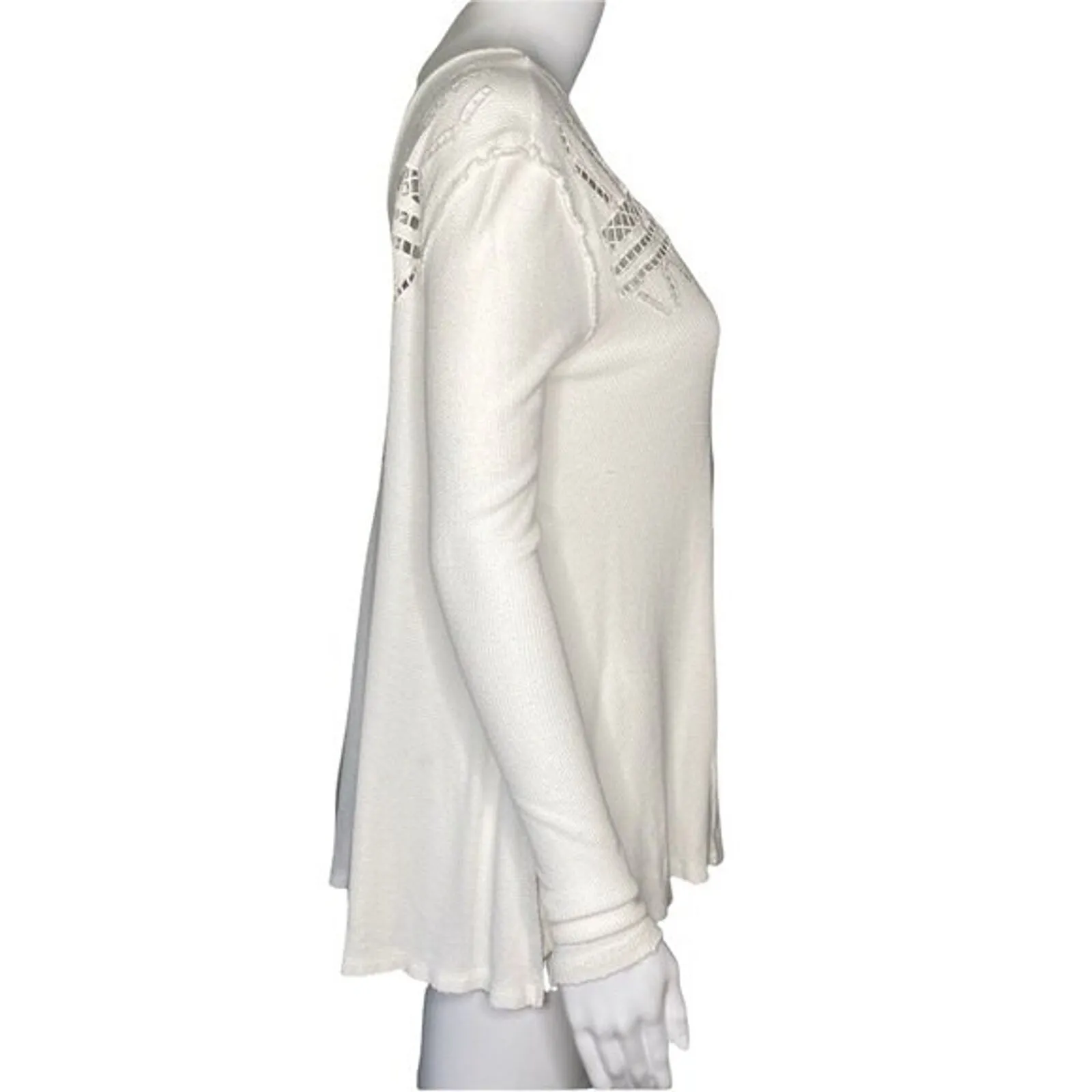 Free People‎ Shirt Womens Small White Scoop Laser Cut Textured Neutral Edgy - Image 2