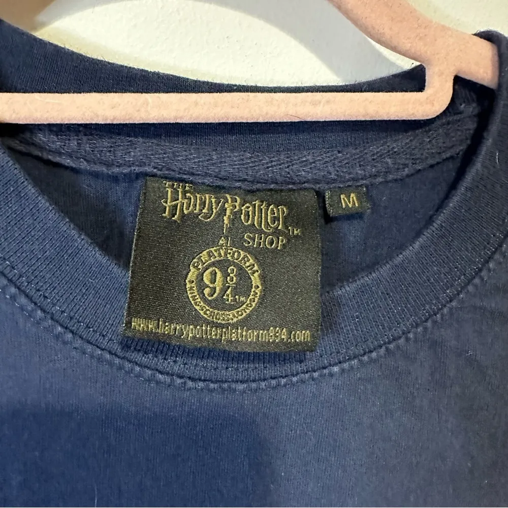 harry potter platform 9 3/4 tshirt size medium - Image 2