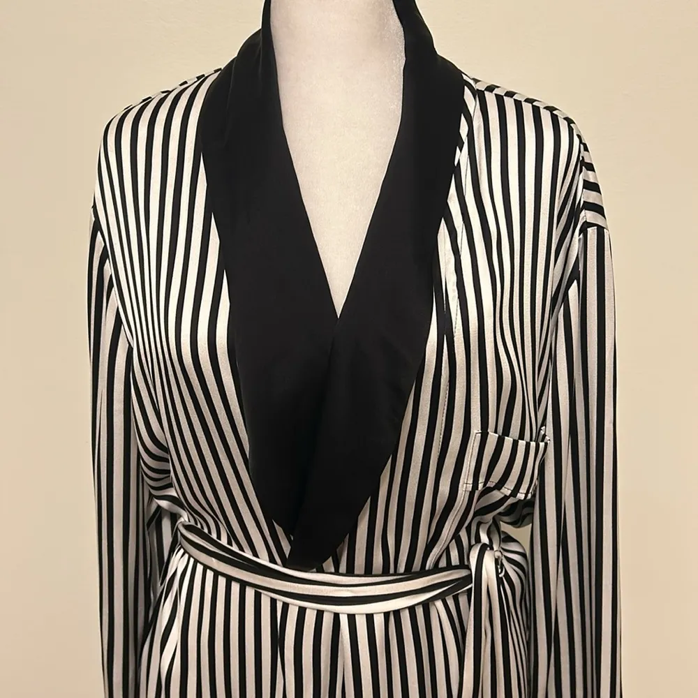 Ralph Lauren $2890 Purple Label Black and White Stripe Kalpita Coat Size 10 - Image 6
