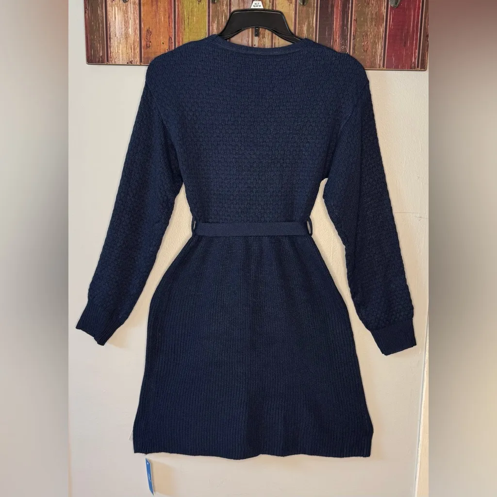 CUPSHE Women's V-Neck Belted Sweater Dress - Image 4