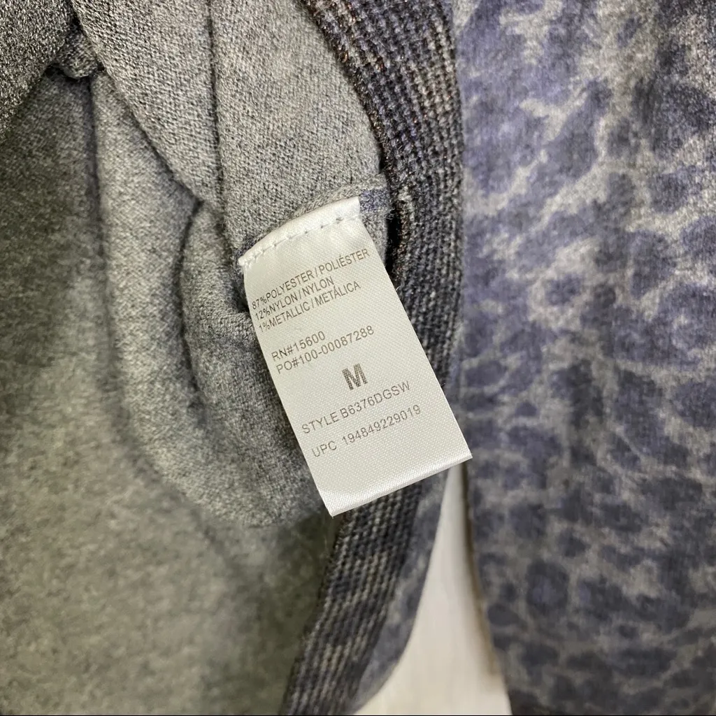 Democracy  Animal Print Button Back Sweater size M Medium - Image 9