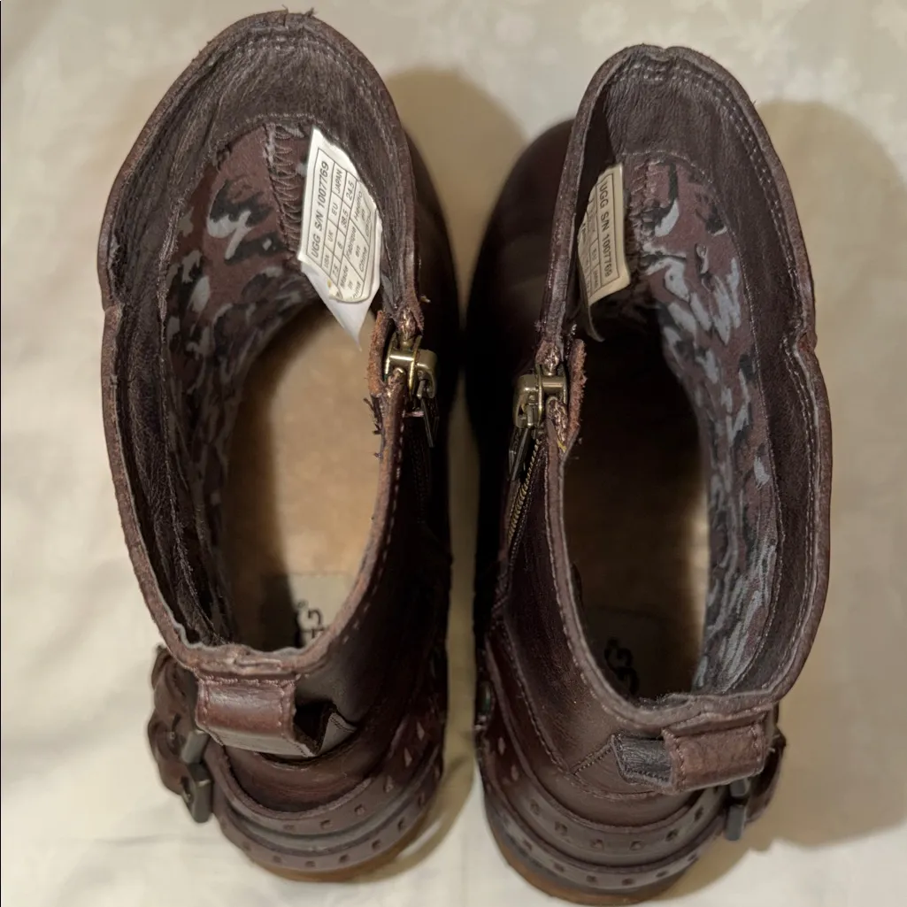 UGG Australia Orion Buckled Zip-Up Moto Buckle Leather ankle Boots sz 7.5 - Image 7