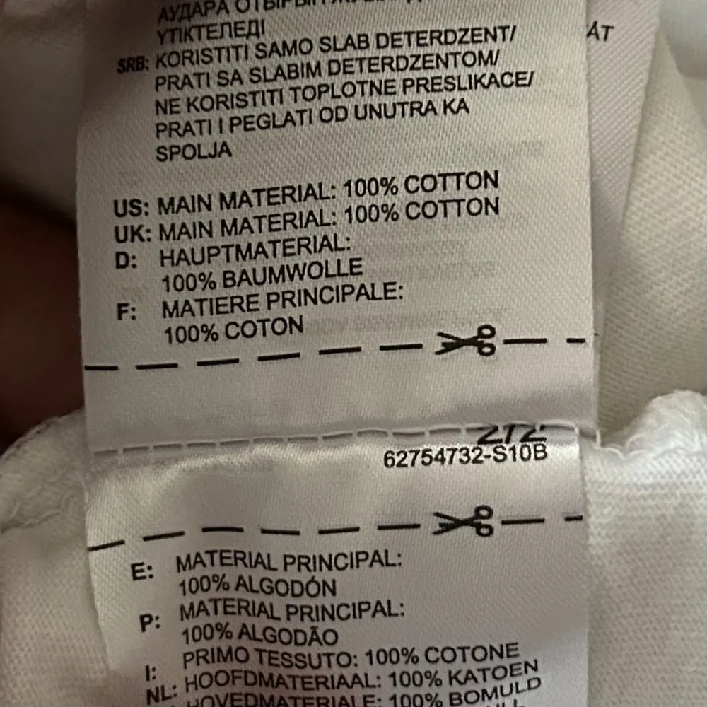 Rainbow Logo and Back Hit Size Small Unisex Short Sleeve Tee Shirt. - Image 6